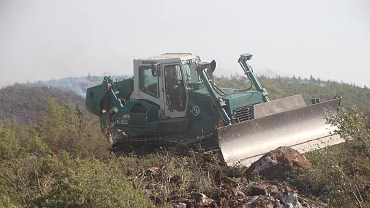 Söndürme ve soğutma çalışması sürüyor