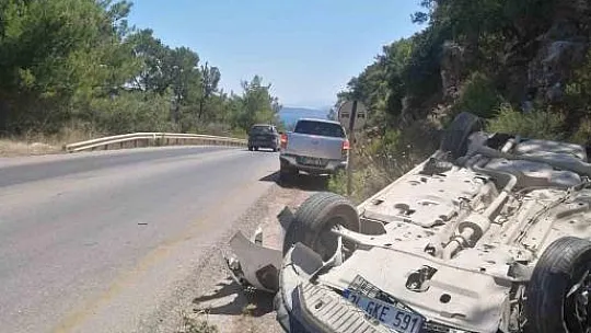 Otomobilden dışarı fırlayan sürücü kurtarılamadı