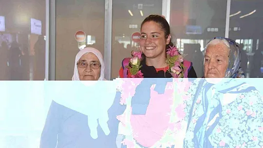 TARİHE GEÇEN AYSU'YA DAVULLU ZURNALI KARŞILAMA