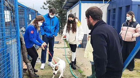 Tatlıtuğ çiftinden Bodrum'da anlamlı destek