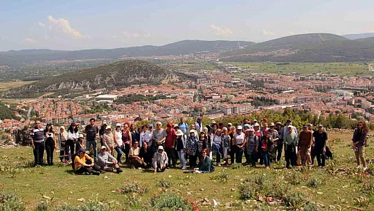 Tazelenme Üniversitesi Öğrencileri Arkeoloji Dersini Mobolla'da Yaptı