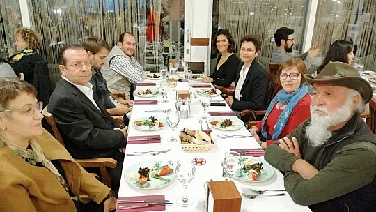 Tazelenme Üniversitesi Öğrencileri Yemekte Buluştu 