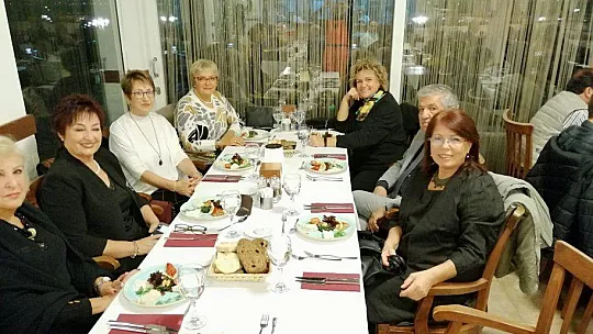 Tazelenme Üniversitesi Öğrencileri Yemekte Buluştu 