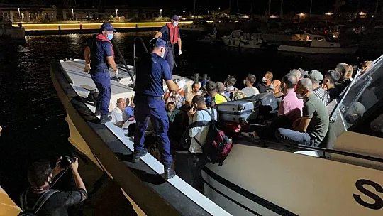 Termik santral çevresindeki yerleşim yerlerinde yaşayanlar kara ve deniz yolu ile tahliye edildi