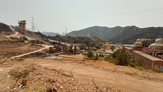 Termik santral yangından sonra içeriden ilk kez görüntülendi
