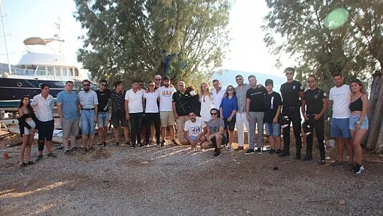 Tersanede sürpriz evlilik teklifi yaptı
