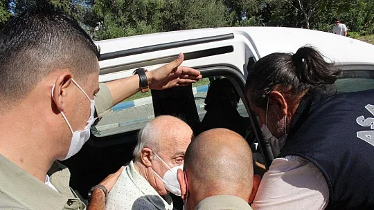 Teslim olan Çetin Doğan sağlık kontrolü için hastaneye götürüldü