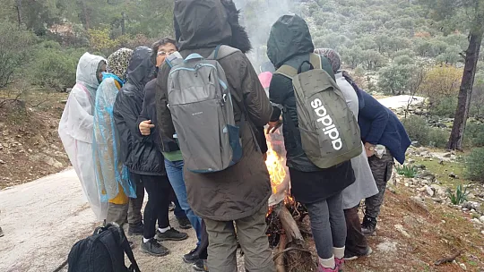 Fethiye Tabiat Kadınlarından Karda Yürüyüş