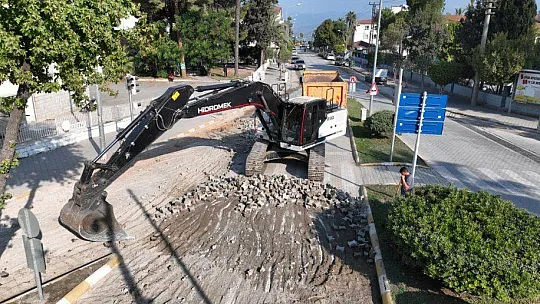 ALİ GAFFAR OKKAN CADDESİ'NDE ÇALIŞMALAR BAŞLADI