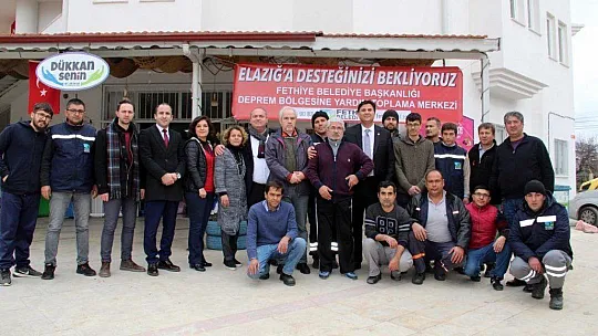 Başkan Karaca, Yardım Malzemelerini Kendi Elleriyle Taşıdı