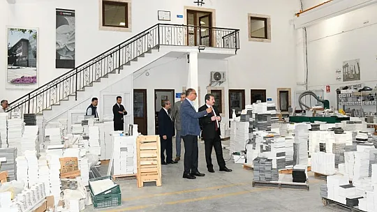 Vali Orhan Tavlı, Emekçilerle Bir Araya Geldi