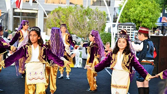 23 Nisan Fethiye'de coşkuyla kutlandı