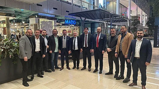 KARACA, HOLLANDA'DA İŞ ADAMLARI VE TUR OPERATÖRLERİNE 'FETHİYE' SUNUMU GERÇEKLEŞTİRDİ