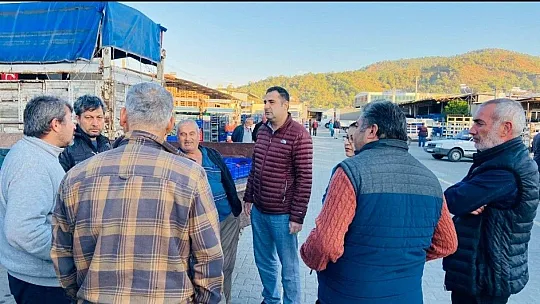 Tezcan 'Çiftçi zor durumda'