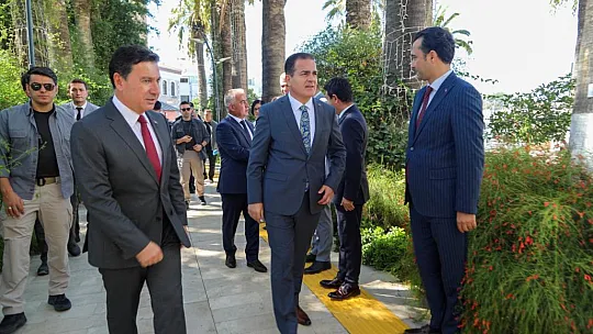Vali Akbıyık'tan Başkan Aras'a iade-i ziyaret