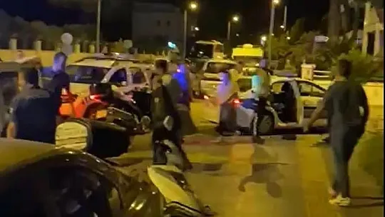 TIR KASASINDA AVRUPA HAYALİ İLE MARMARİS'E GELDİLER