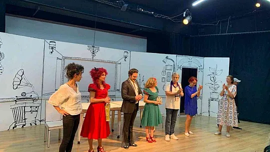 Tiyatro Festivali'nin davetlisi oldular