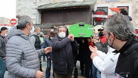 Tiyatro oyuncusu Atilla Pekdemir son yolculuğuna uğurlandı