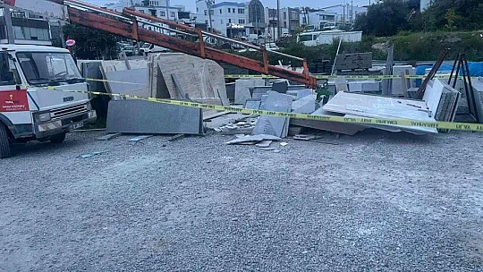 Tonlarca mermerin altında kalarak can verdi
