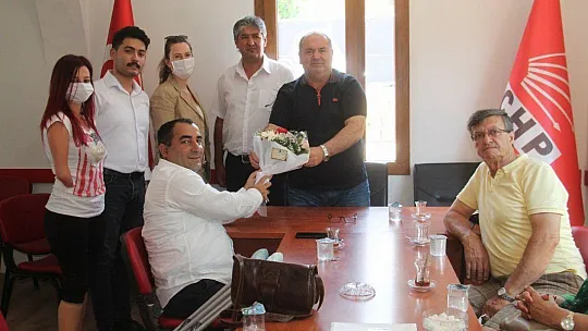 Demir, 'Engelliler siyasetin içerisinde yer almalıdır'