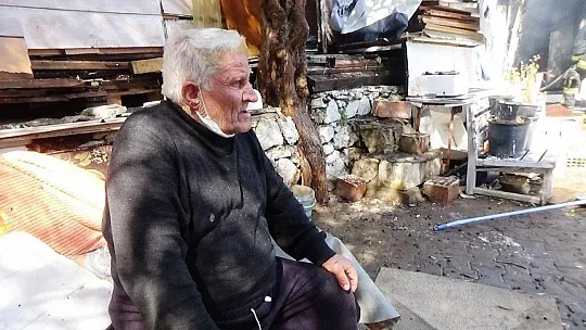Küle dönen evde tek yanmayan şey Kur'an-ı Kerim oldu