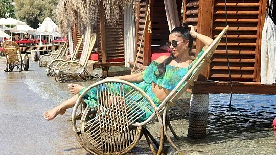 Türk Kim Kardashian Metisha Schaefer'a dizi ve film teklifleri yağıyor