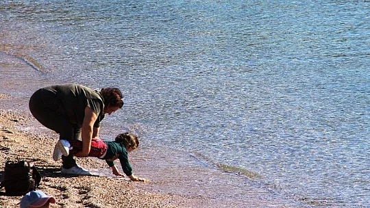Türkiye'nin yüksek kesimlerinde kar, sıfır noktasında yaz yaşanıyor