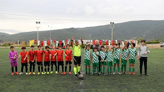 U-12 Futbol Şenliğinin Şampiyonu Muğlaspor oldu