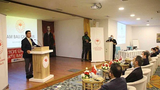 Üç gün sürecek Çam Balı Çalıştayı başladı