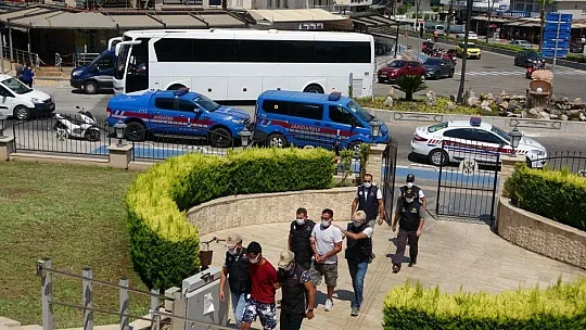 Üç ilde bombalı eylemlere karışan terör örgütü üyesi Marmaris'te yakalandı