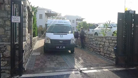 Ukraynalı genç kadın elleri kelepçeli başına poşet geçirilmiş şekilde ölü bulundu