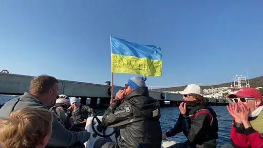 Ukraynalı yelkencilerden 'My Solaris' protestosu