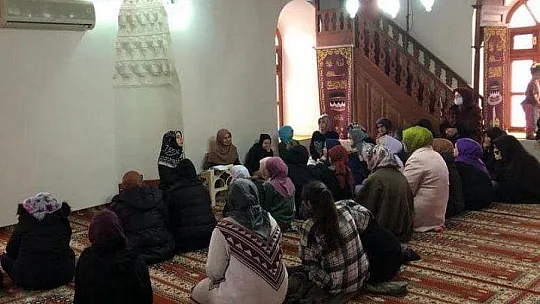 Ula'da camii öğrenci buluşması gerçekleştirildi