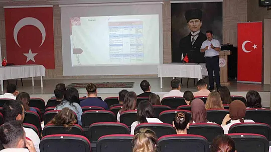Ulusal staj programı oryantasyon eğitimi düzenlendi