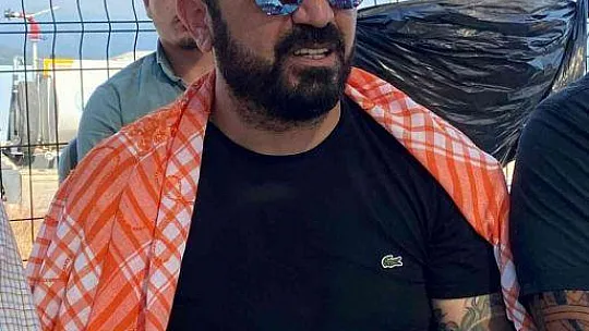 Ünlü Galerici Özcan, Yörük Kültürü'nün yaşaması için ağa oldu