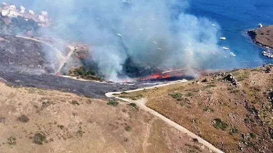 Ünlü tatil beldesi duman altında kaldı