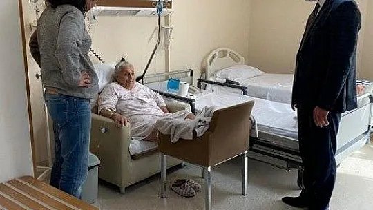 Ünlü tiyatro ve sinema sanatçısı Altan Karındaş vefat etti