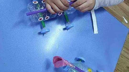 Üreten bir nesil yetiştirmek için dünya öğretmenleri el ele verdi