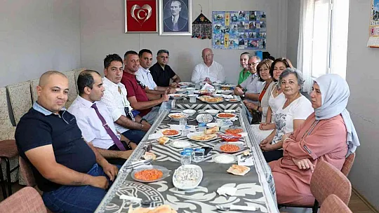 ÜRETMEK, ENGEL TANIMIYOR