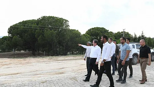 VALİ TAVLI, MİLAS'TAKİ KIRSAL MAHALLELERDE VATANDAŞLARLA BULUŞTU