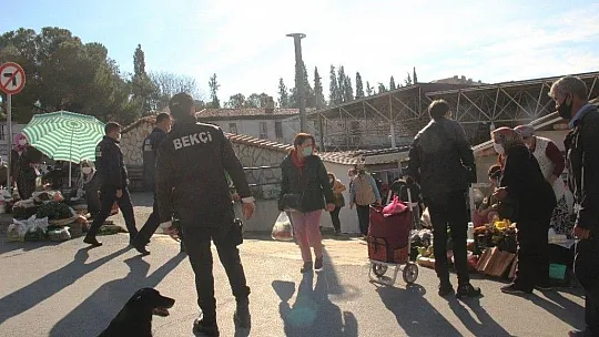 Vatandaşlar halk pazarında temkinli