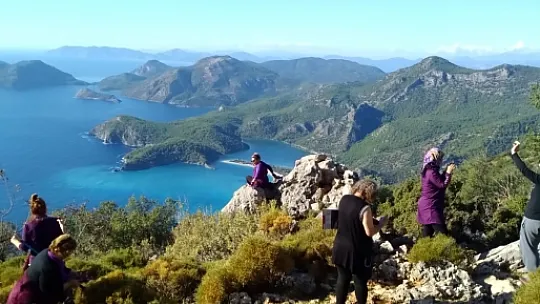 'Tabiat Kadınları' grubu Babadağ'ı gezdi