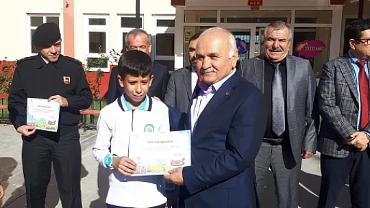 Öğrencilerin Balık Ekmek Şenliği