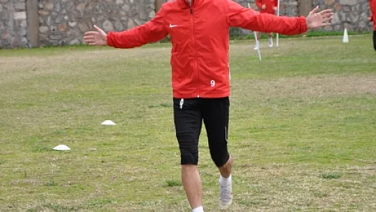 Fethiyesporlu Golcüye Doğum Günü Kutlaması