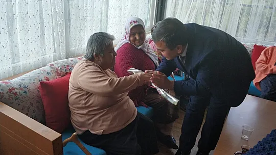 Şahiner'den yılbaşı ziyaretleri 