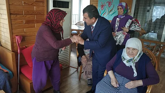 Şahiner'den yılbaşı ziyaretleri 