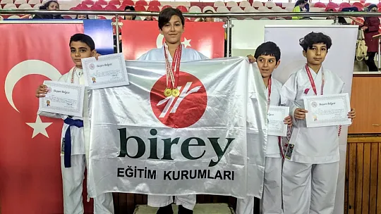 Birey, Karatede Muğla İl Birincisi