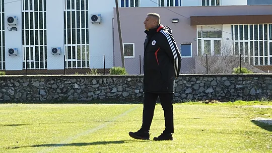 Fethiyespor'a İngiliz taraftarından moral pastası