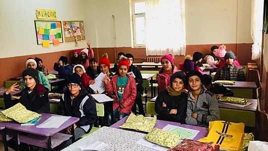 Fethiye'den öğrencilere hediye
