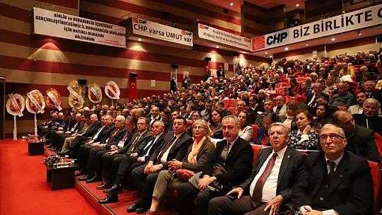 CHP'de Adem Zeybekoğlu Yeniden İl Başkanı Seçildi